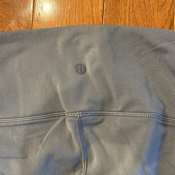 New!  Lululemon leggings.  Gray with mesh details.  Size 8 - Picture 2 of 4